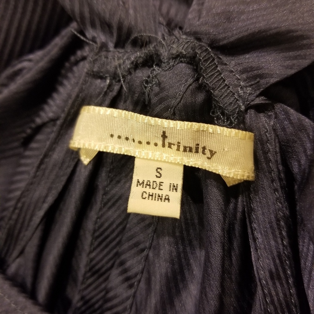 Trinity brand navy top with bow back - Picture 6 of 6